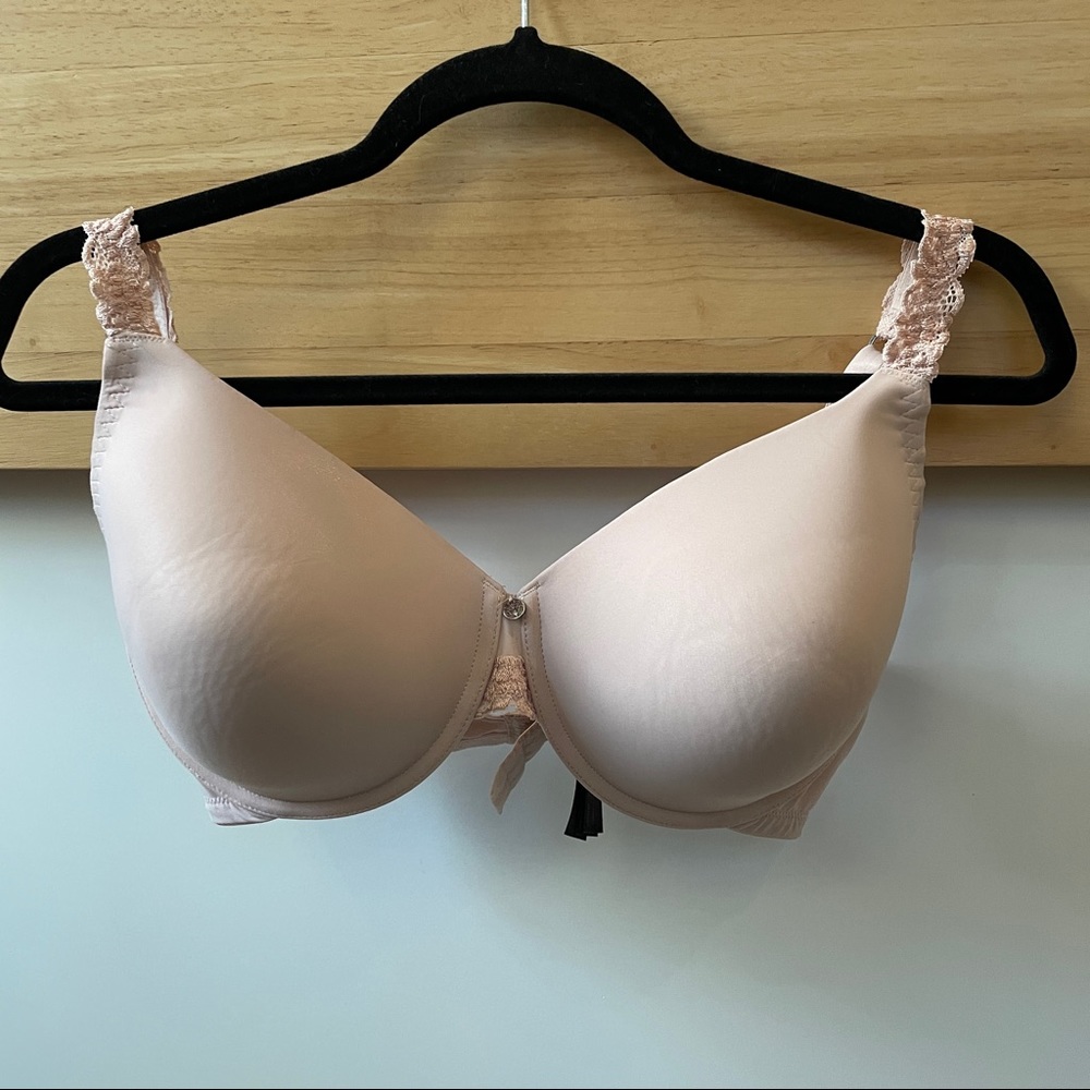 EUC Natori 34DDD cream lace underwire bra